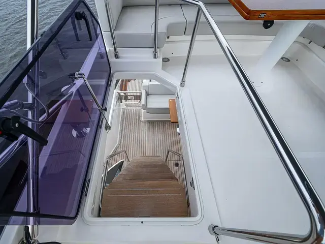 Ferretti Yachts 500