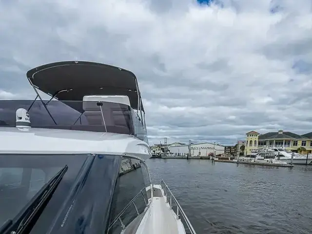 Ferretti Yachts 500