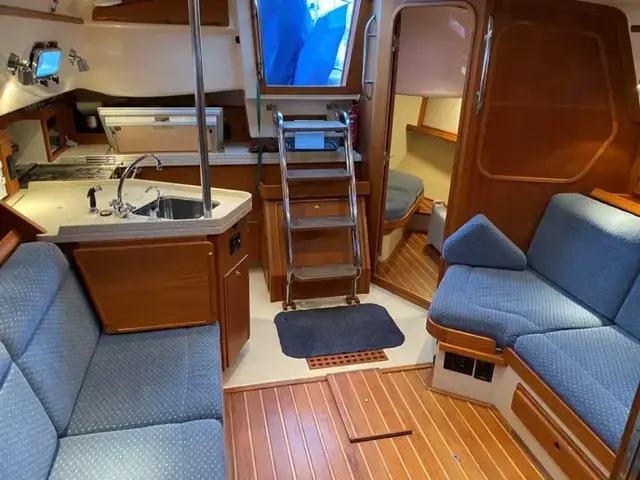 ISLAND PACKET YACHTS Island Packet 370