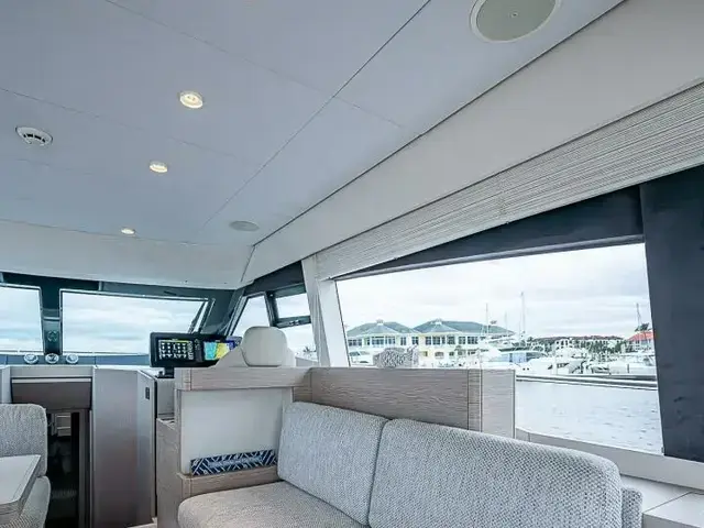 Ferretti Yachts 500