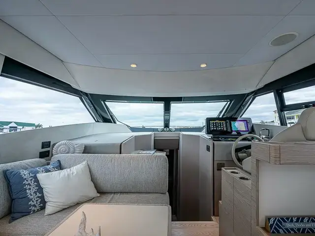 Ferretti Yachts 500