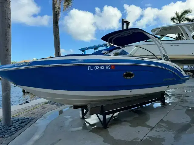 Chaparral 250 Suncoast