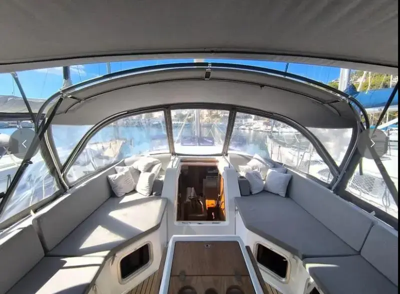 2017 Jeanneau yacht 54