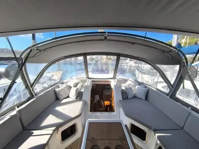 Jeanneau Yacht 54