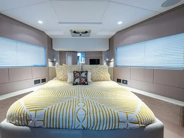 Ferretti Yachts 500