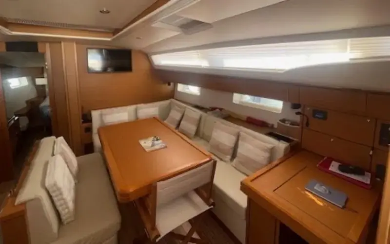 2017 Jeanneau yacht 54