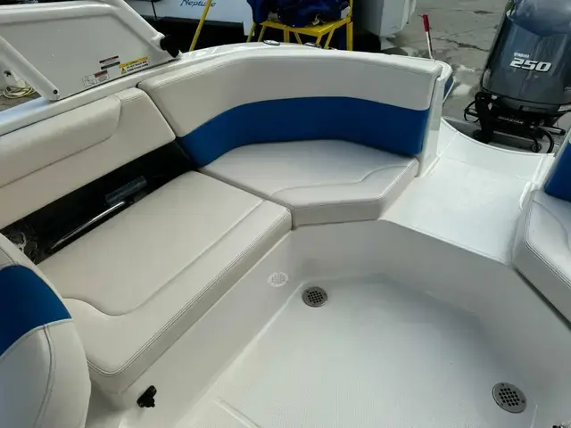 Chaparral 250 Suncoast