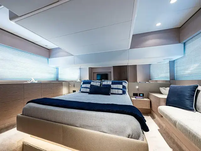 Ferretti Yachts 500