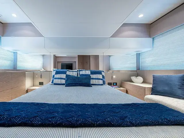 Ferretti Yachts 500