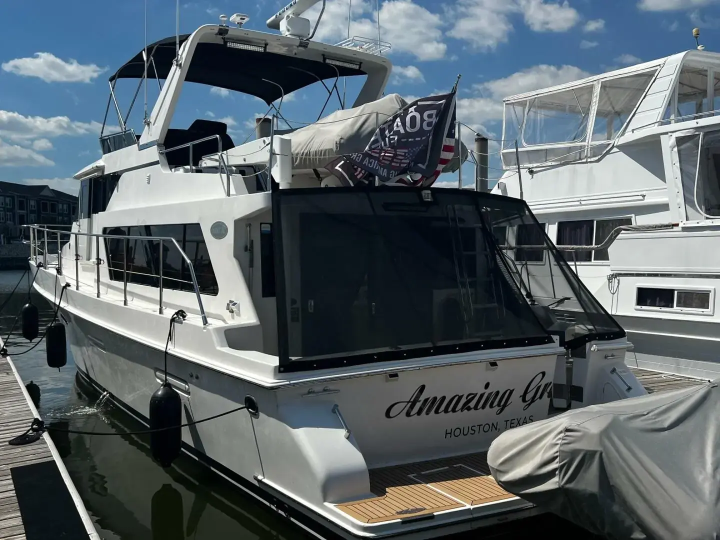 2003 Mercury pilothouse