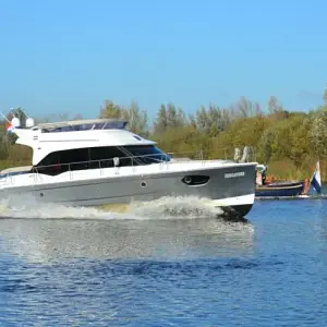 2018 Bavaria E40 Flybridge