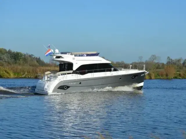 Bavaria E40 Flybridge