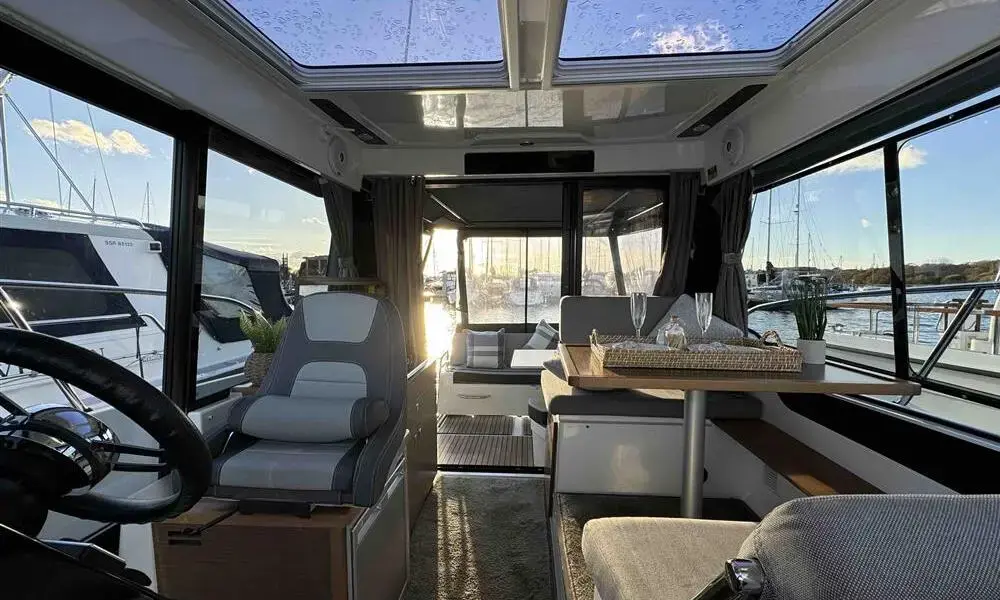 2018 Jeanneau merry fisher 895