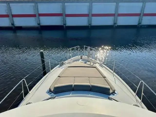 Bavaria E40 Flybridge