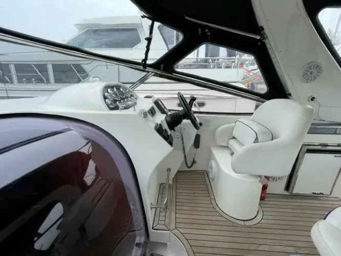 2005 Bavaria 32 sport