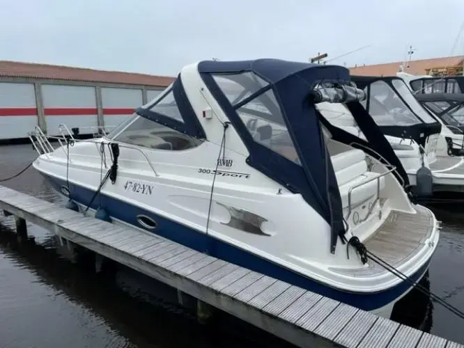 2002 Bavaria 300 sport