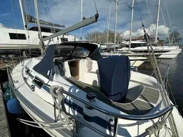 Bavaria 32