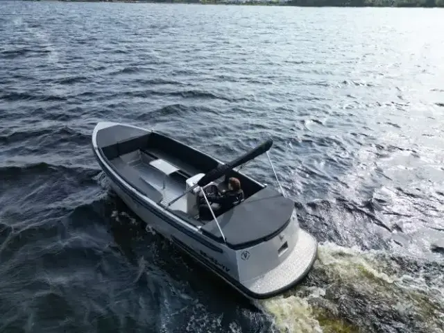 VanVossen 660 tender