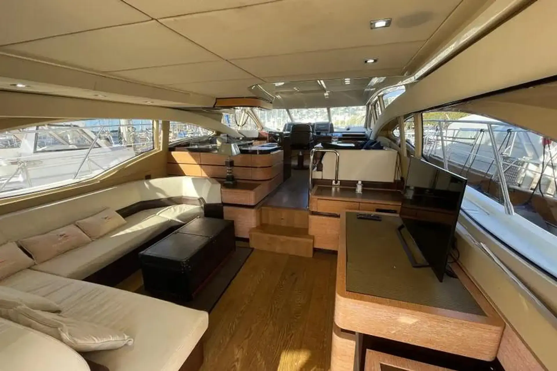 2011 Azimut 58