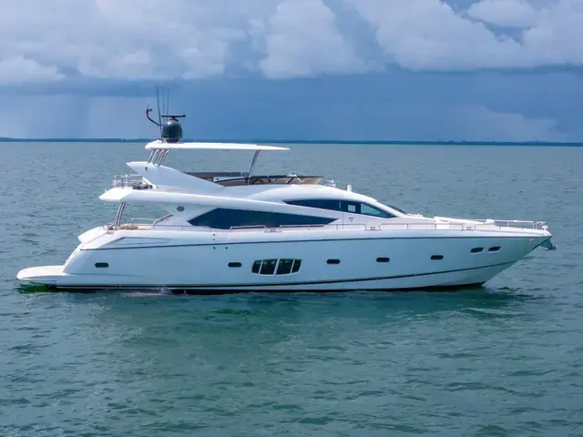 Sunseeker 80 Flybrige