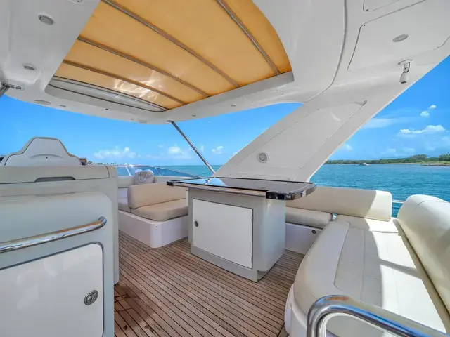 Azimut 64 Flybridge