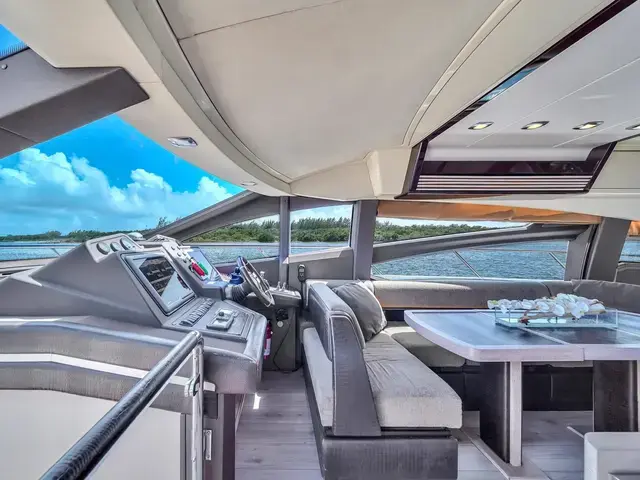 Azimut 64 Flybridge