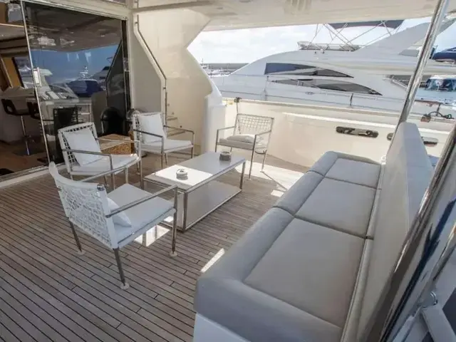 Custom Line Navetta 28