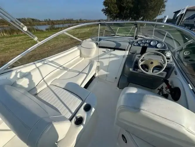 2004 Bayliner 245 ciera