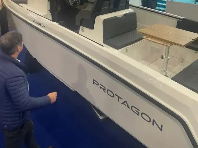 Protagon 25 SUNDECK