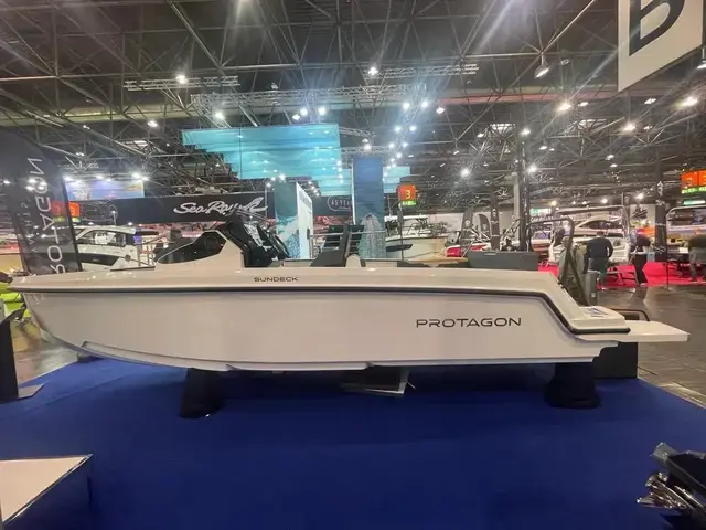 Protagon 25 SUNDECK