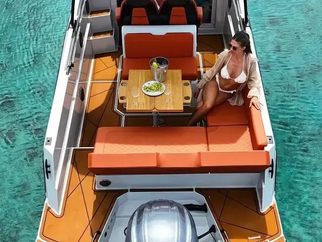 Protagon 25 SUNDECK