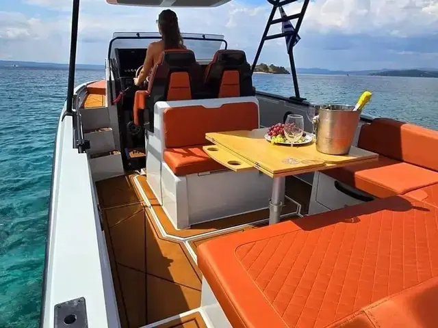 Protagon 25 SUNDECK