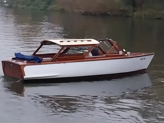 George Wilson & Sons 19' Wooden Dayboat