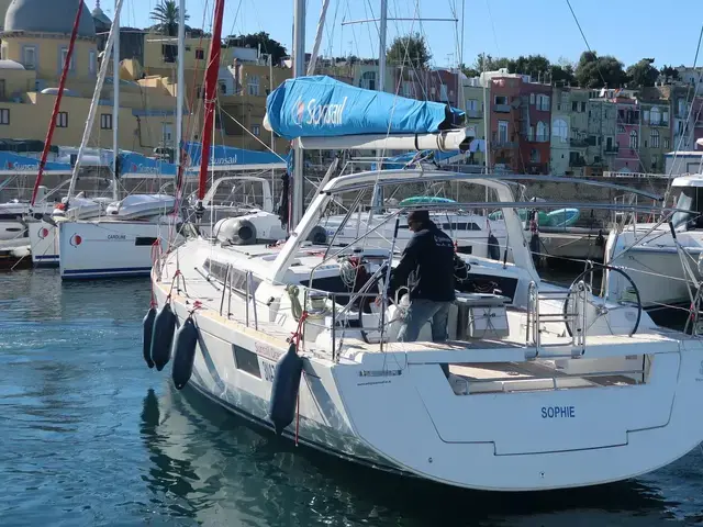 Beneteau Oceanis 48