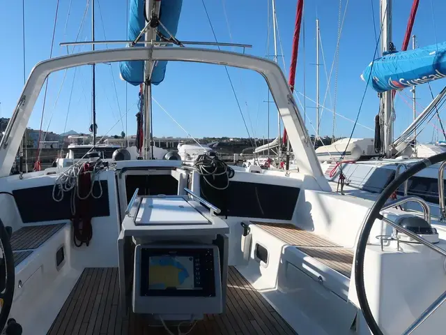 Beneteau Oceanis 48