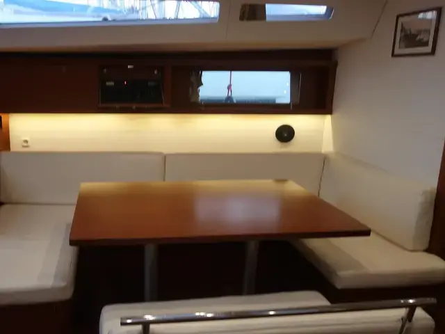 Beneteau Oceanis 48