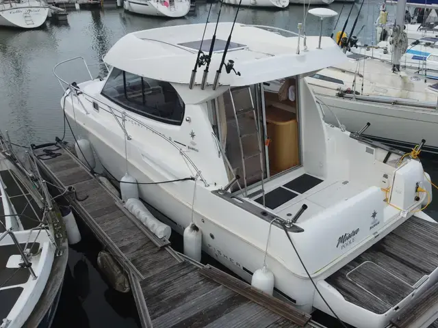 Jeanneau Merry Fisher 8