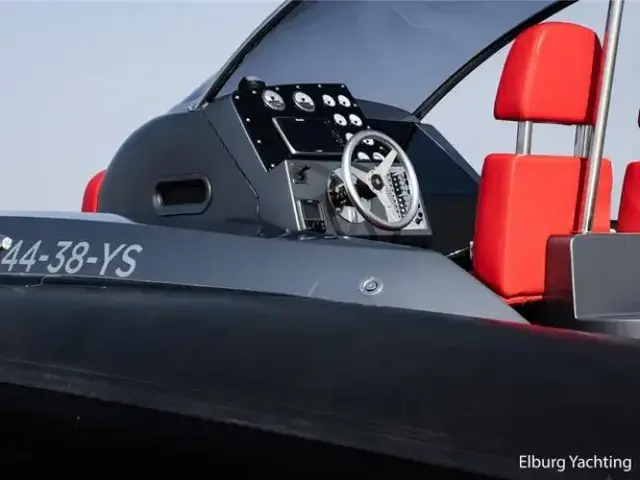 Albatro Racing 32 RIB