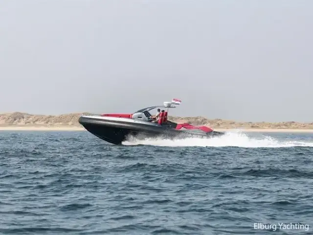 Albatro Racing 32 RIB