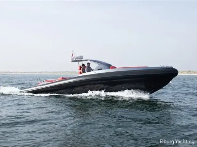 Albatro Racing 32 RIB