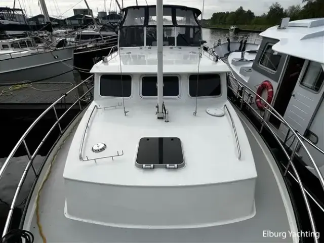 Privateer 37 AK