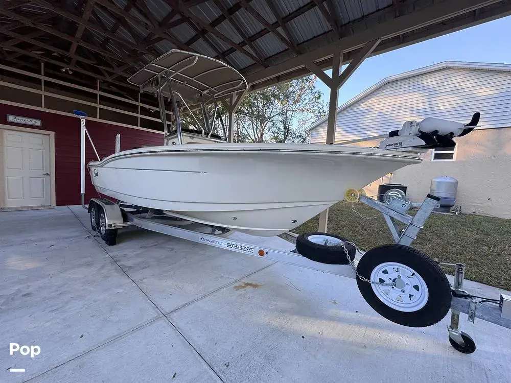 2022 Scout sportfish 195