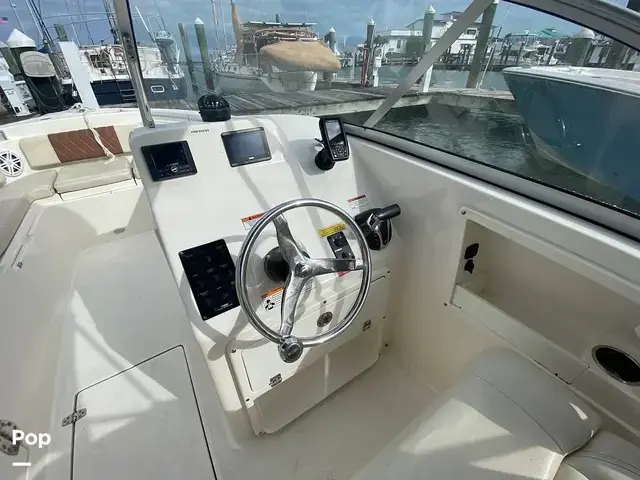 Cobia 220 Dc