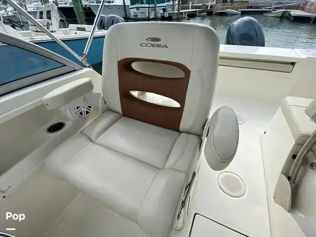 Cobia 220 Dc