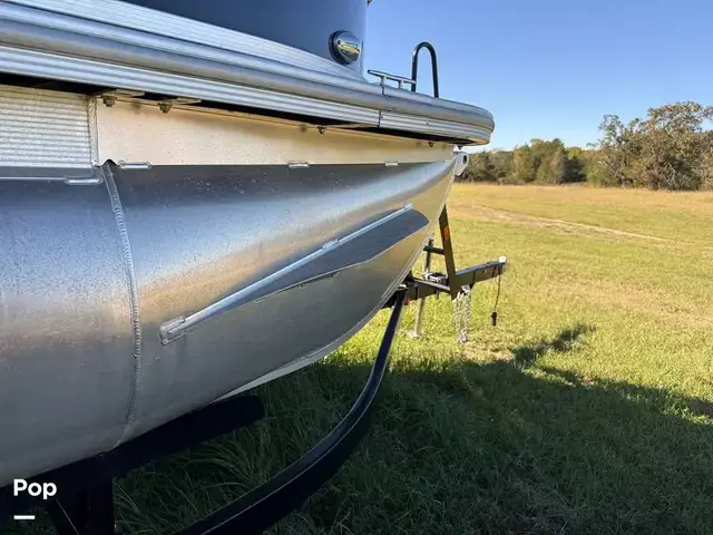 Andrews Boats IV