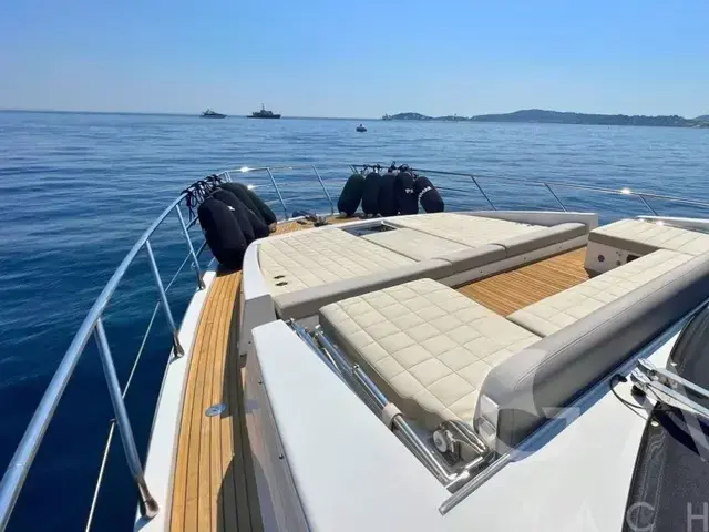 Azimut 66 Flybridge