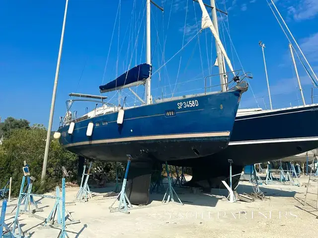 Beneteau Oceanis Clipper 423