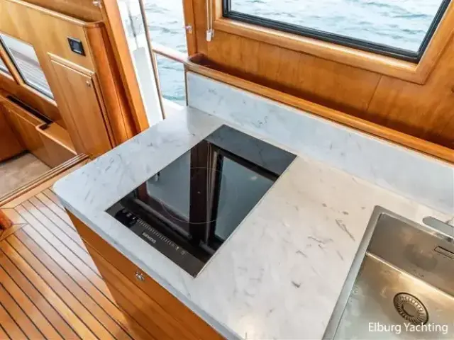 Moonen 68 Flybridge