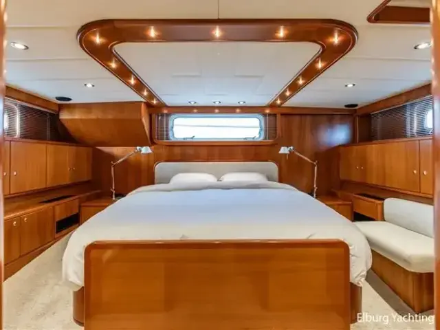 Moonen 68 Flybridge