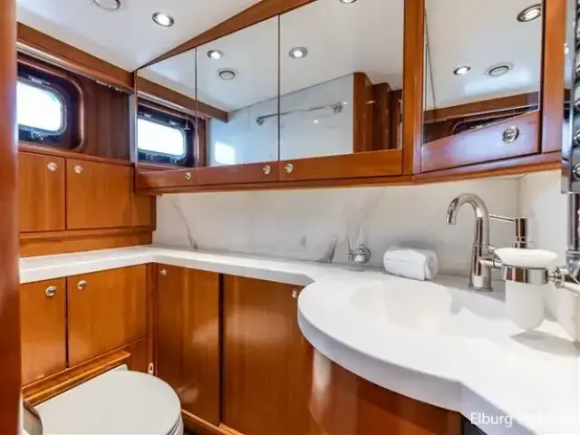 Moonen 68 Flybridge